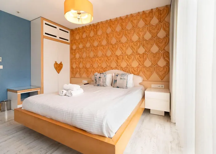 Golden Pars Hotel (Adults Only)